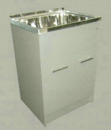 YAKKA GLOSS LAUNDRY TUB AND CABINET WHITE (with Kicker panel)